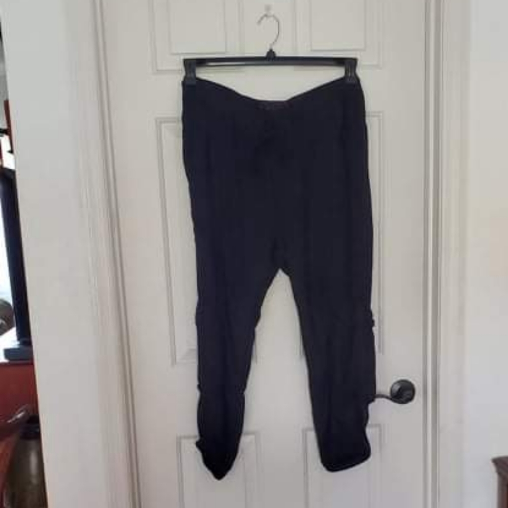 Johnny was cargo pants size L